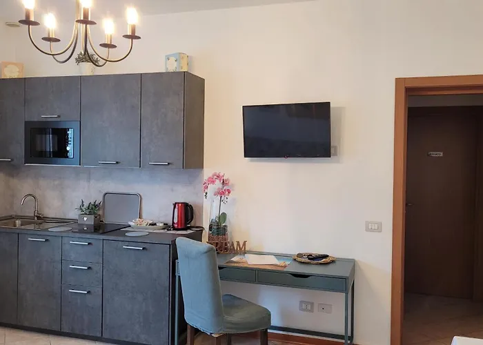 Bed & Breakfast La Meridiana 4*